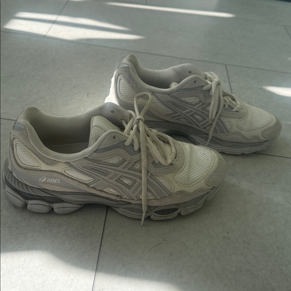 ASICS Off-White and Light Gray Running Sneakers - Picture 3 of 6